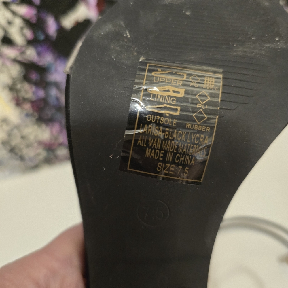 AZALEA WANG Black With Cleae Vinyl Toe Strap High Heels Ankle Wrap Strap 7.5 - Picture 17 of 17